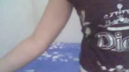 Širi bogatu pilić poze cu fete frumoase xxx po zemlji