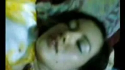 Jebeno dvoje Rusa u thai pornofilm anal