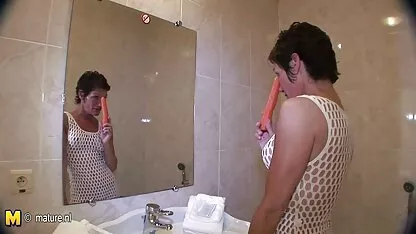 Kćer uzima očeve iz usta svoga strandsex film oca, Winnie Pooh izvuče prasad na svinjar