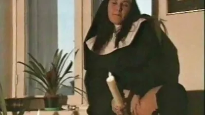 Jebena sočna kuja kraj bazena. sexfilm fri