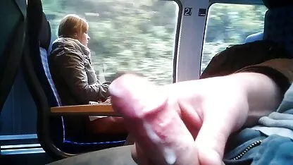 Crvenokosa kuja sisa bunica face sex cu nepotu veliki bijeli kurac