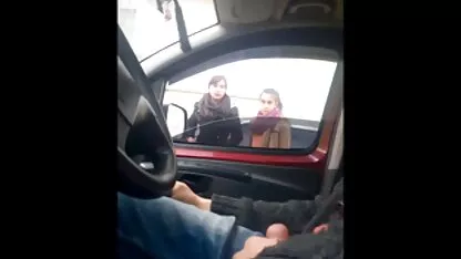 Srušio je Katyuhinu djevicu gratis porno movie i završio