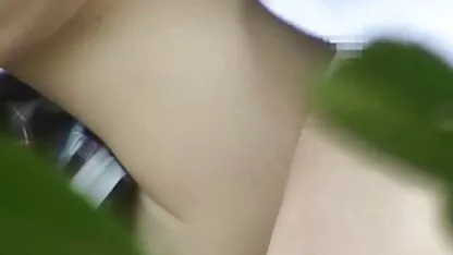 Na sex flim gratis seksualnoj zabavi, tvrtke iz streptizera duboko uzimaju piliće.