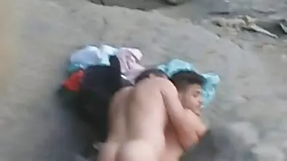 Lijepa fime sexi mlada Albina poklonila se prijatelju
