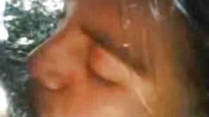 Puhanje grla koje puca gratis gratis porno iz ukradenih čarapa