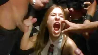 Jebeno je na gratis sex flim vratima pilić s debelim bonorom