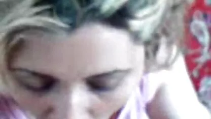 Vrući seks erotiska filmer på nätet s mladom Beata Undine uz bazen