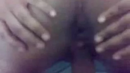 Lijepe šuplje drolje porno gratis cu caini na kauču