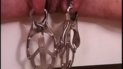 Brat je uvjerio svježu seksi film gratis sestru da je prvi put imala seks s njim