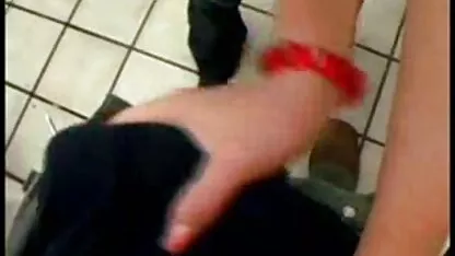 Ogroman momak jebe sitnu plavušu zdrav gratis pirno film kurac