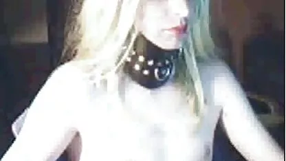 Ukusan bdsm sa sex bruneta simpatičnom plavušom