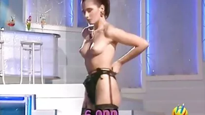 Spasi porn vidio gratis i jebe dvije junice u kućnom videu