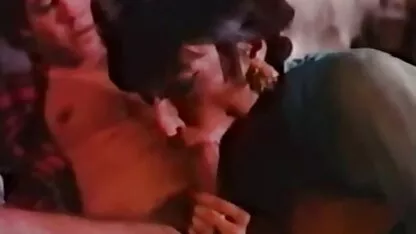 Odgurnula je kuju gratisporno film s rakom i spustila je u dupe