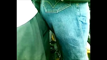 Ruska maca toliko je željela seks da se nije mogla oduprijeti i počela se jebati gumenim gratis video sexy članom točno u kuhinji