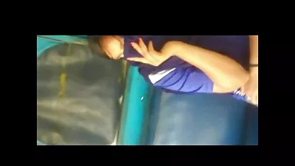 Muškarac jebao djevojku na bazenu na zalasku sunca porno marocain gratis