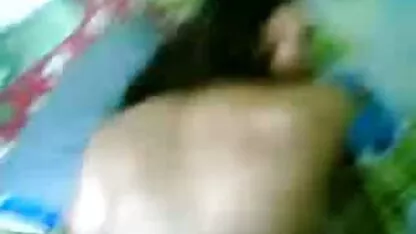Mulatto s velikom guzom usisava dugačak penis porno sauna gratis