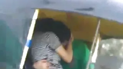 Kurva se porno sauna gratis beskručevno jebe u dva debla