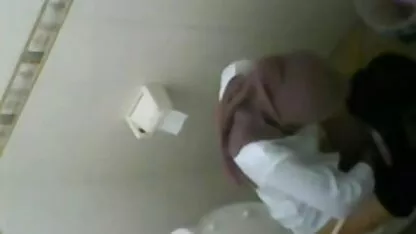 Dvije uzbuđene junice analno vaginalno jebale su jednog momka gratis dex film