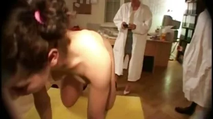 Zreli Ukrajinac snimio se na kameru dok sexy films gratis mu jeba supruga
