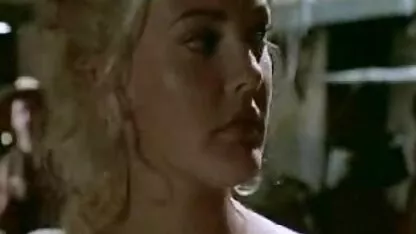 Slatka plavuša zajebava video sex gratis xxx se u uskom prorezu